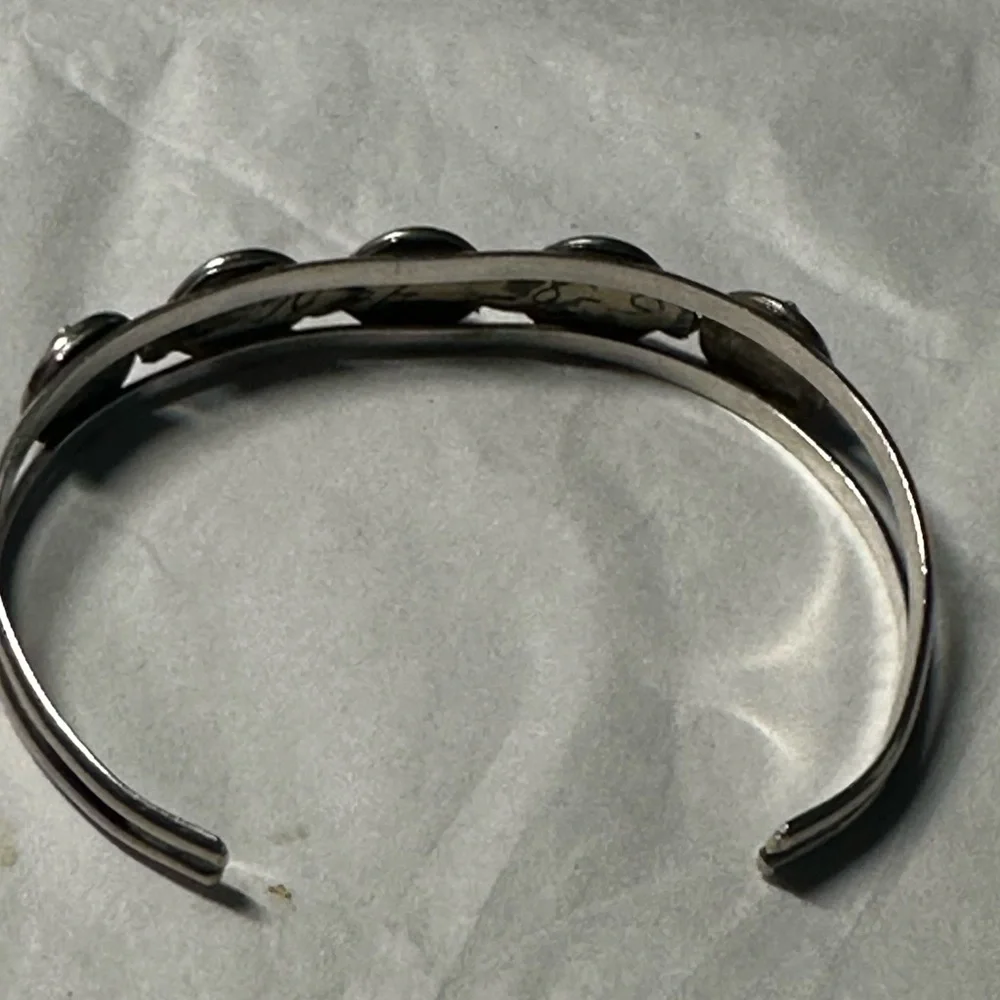 Vintage Native American Silver Turquoise cuff bracelet - Picture 8 of 12